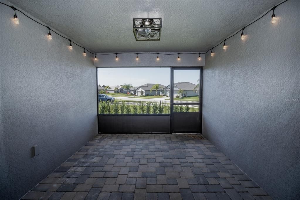 В аренду: $2,700 (4 спален, 3 ванн, 2200 Квадратных фут)