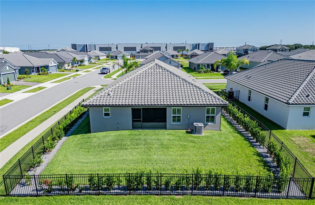 В аренду: $2,700 (4 спален, 3 ванн, 2200 Квадратных фут)