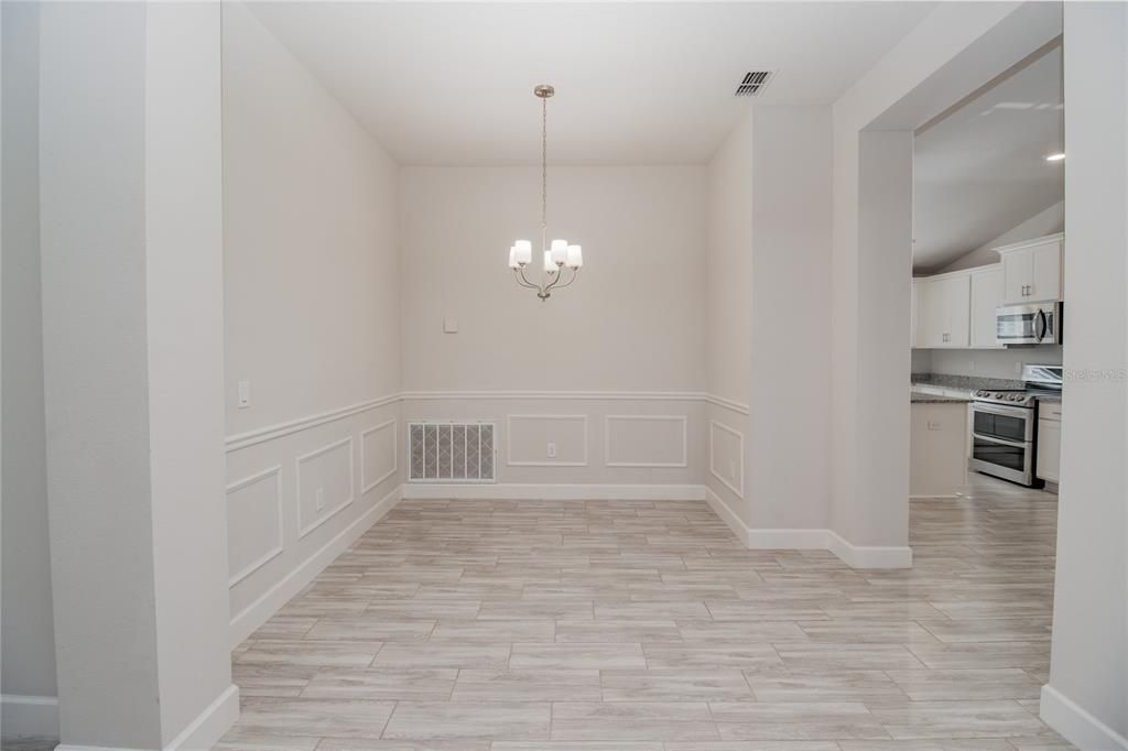 В аренду: $2,700 (4 спален, 3 ванн, 2200 Квадратных фут)