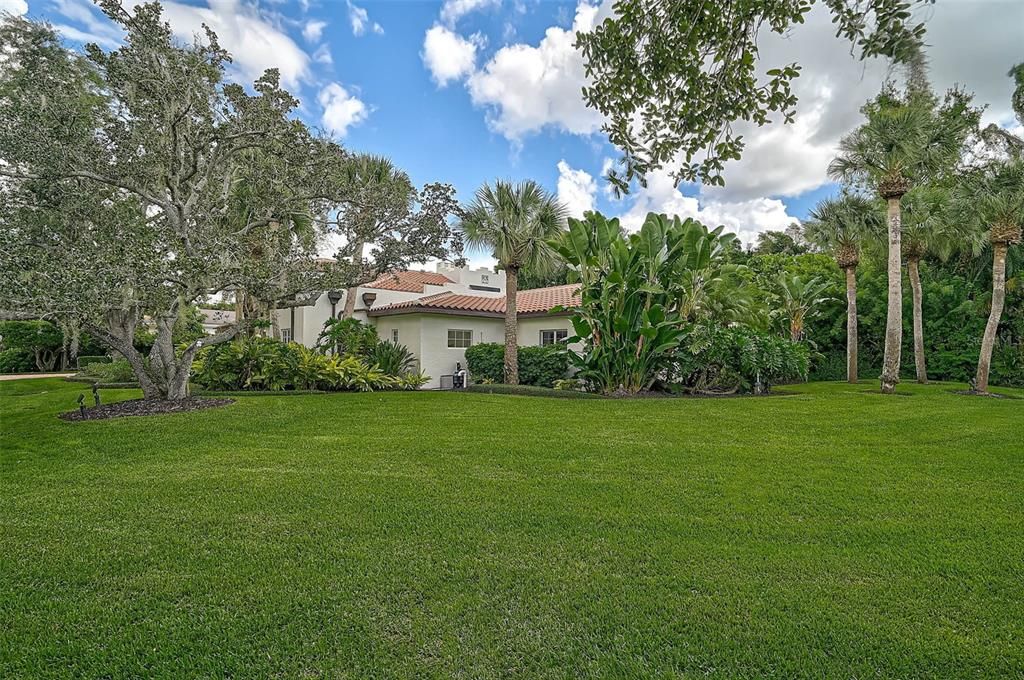 For Sale: $3,750,000 (4 beds, 3 baths, 3777 Square Feet)