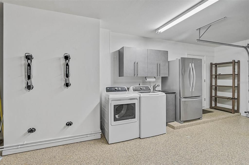 For Sale: $3,750,000 (4 beds, 3 baths, 3777 Square Feet)