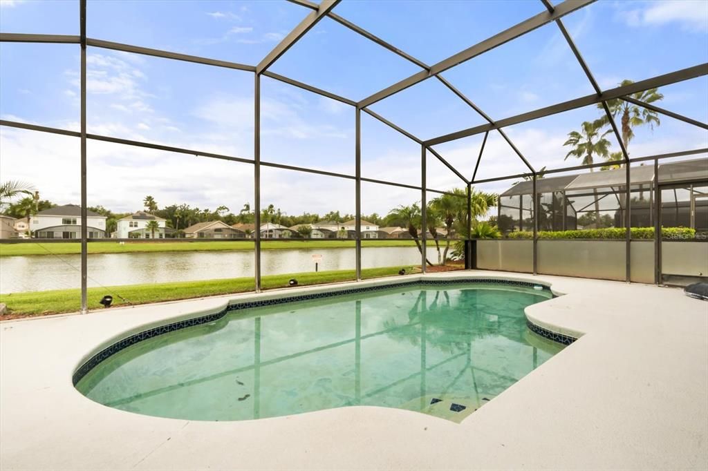 На продажу: $442,000 (5 спален, 2 ванн, 1960 Квадратных фут)