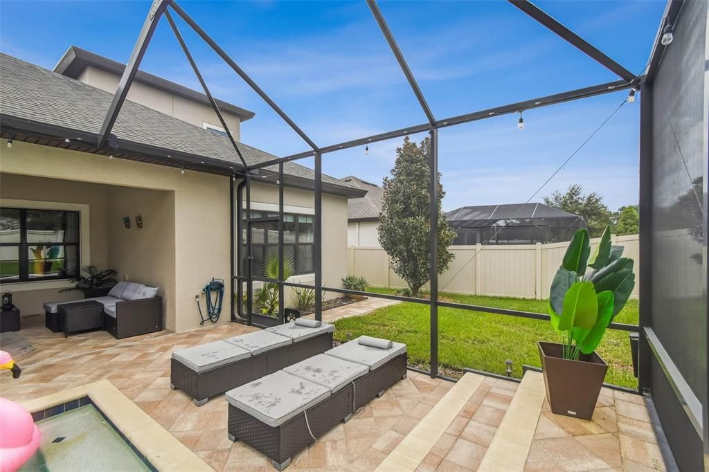 Под контрактом: $764,000 (5 спален, 5 ванн, 3202 Квадратных фут)