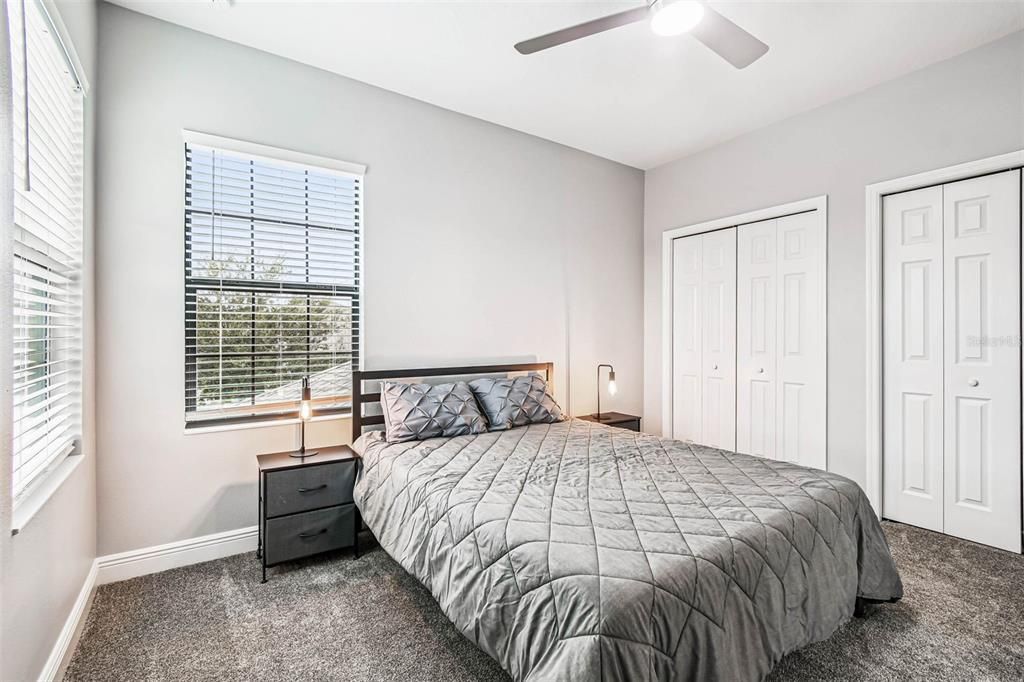 Под контрактом: $764,000 (5 спален, 5 ванн, 3202 Квадратных фут)