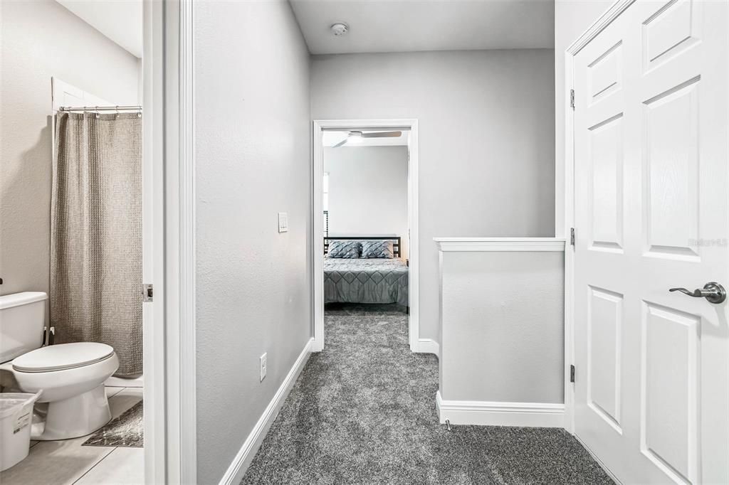 Под контрактом: $764,000 (5 спален, 5 ванн, 3202 Квадратных фут)