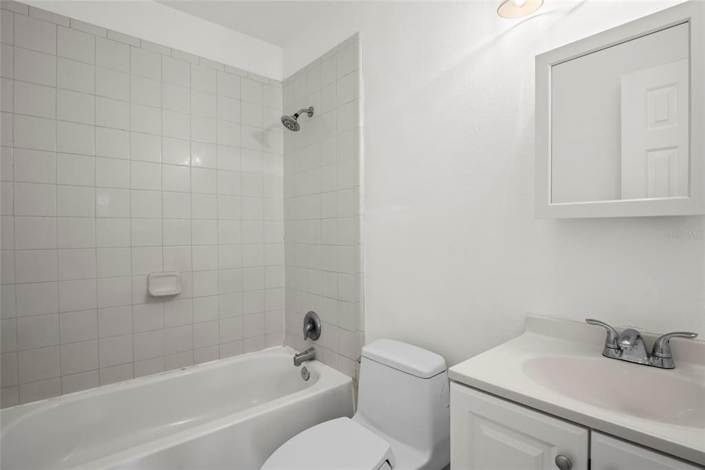 En Venta: $359,999 (4 camas, 2 baños, 1532 Pies cuadrados)