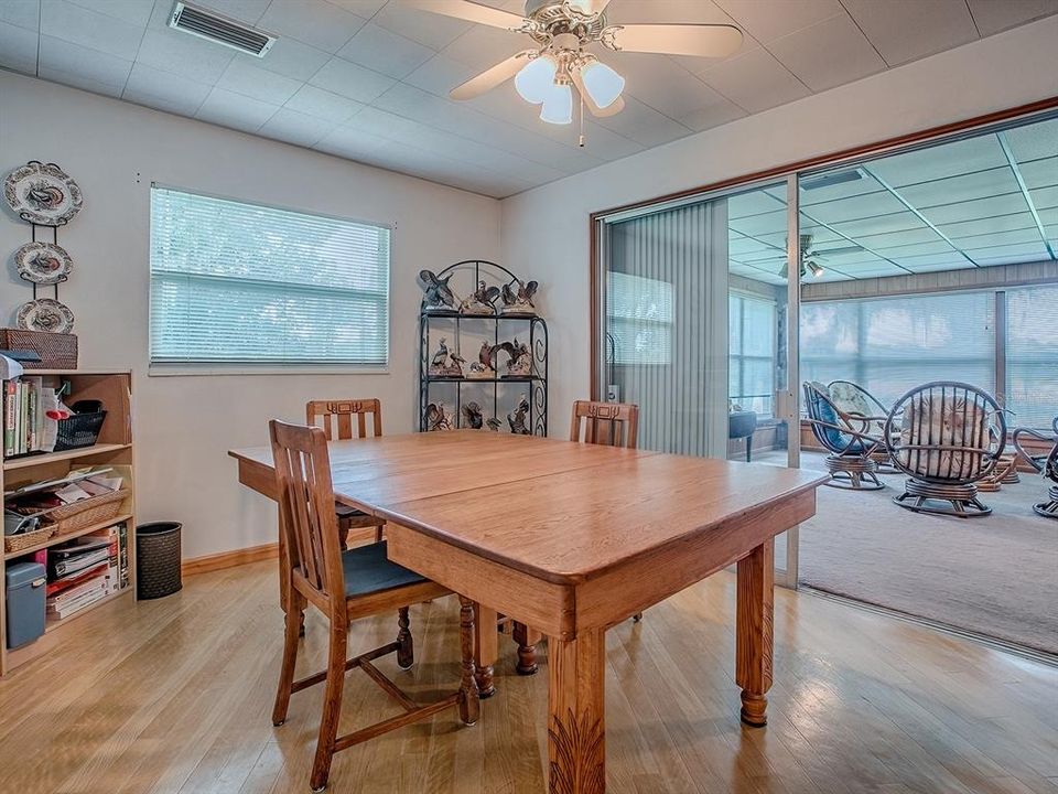 For Sale: $500,000 (2 beds, 2 baths, 2030 Square Feet)