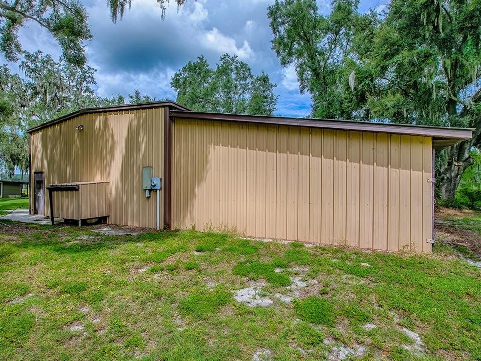 For Sale: $500,000 (2 beds, 2 baths, 2030 Square Feet)