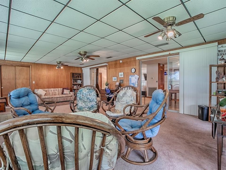 For Sale: $500,000 (2 beds, 2 baths, 2030 Square Feet)