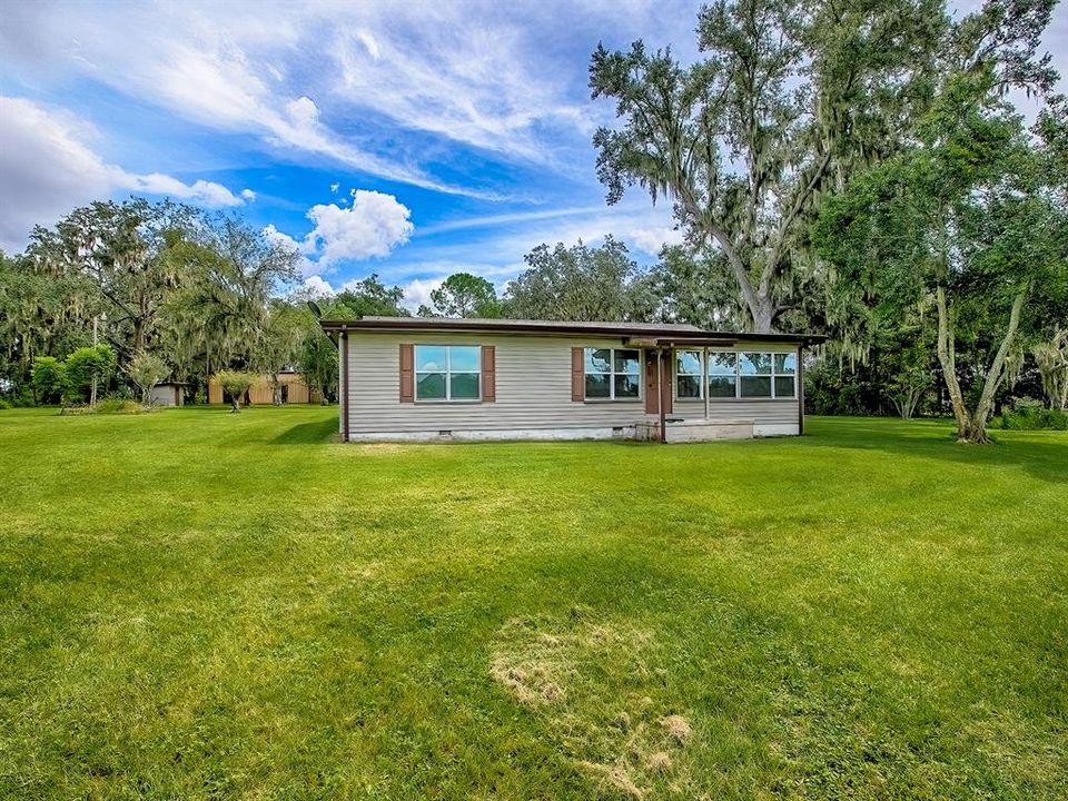 For Sale: $500,000 (2 beds, 2 baths, 2030 Square Feet)