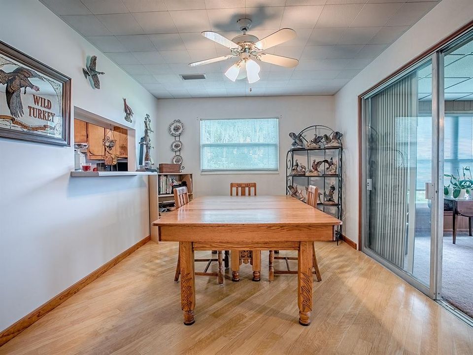 For Sale: $500,000 (2 beds, 2 baths, 2030 Square Feet)