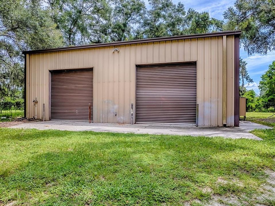 For Sale: $500,000 (2 beds, 2 baths, 2030 Square Feet)