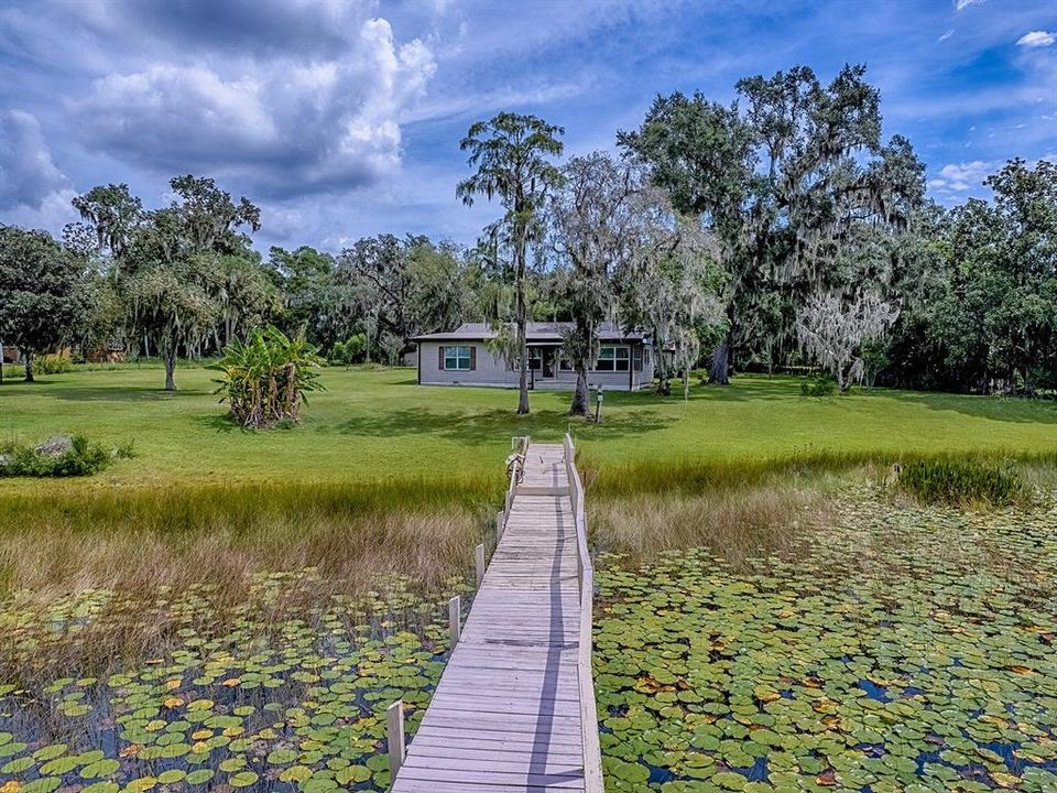 For Sale: $500,000 (2 beds, 2 baths, 2030 Square Feet)