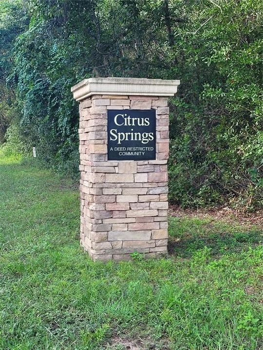 Activo con contrato: $27,000 (0.71 acres)