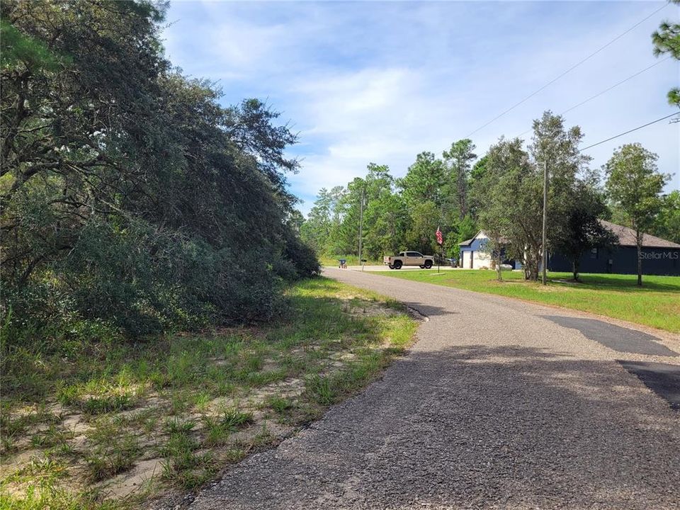 Activo con contrato: $27,000 (0.71 acres)