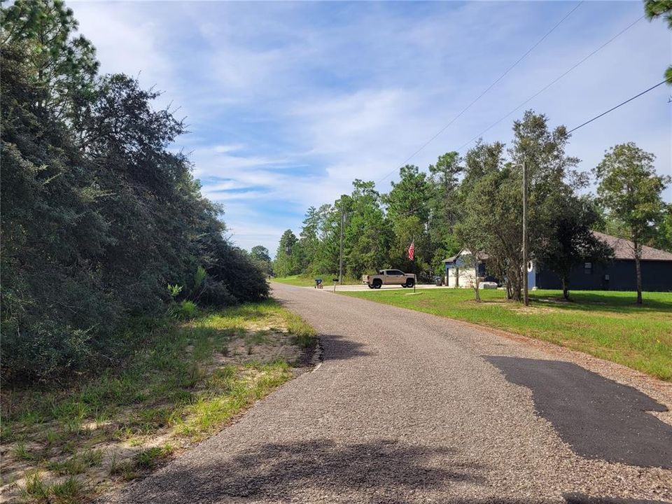 Activo con contrato: $27,000 (0.71 acres)