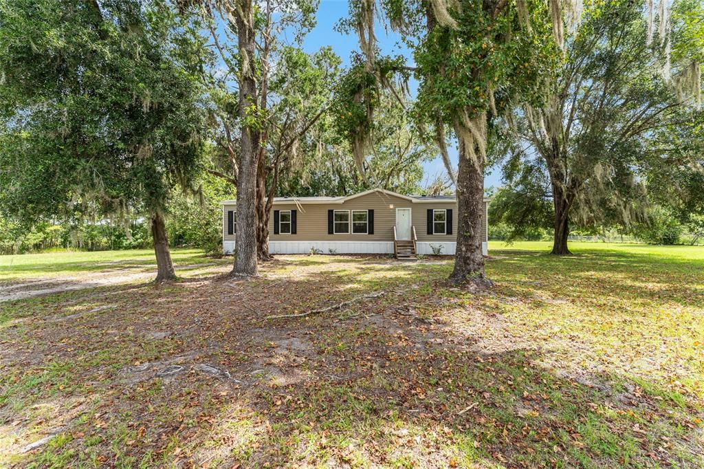 For Sale: $264,000 (3 beds, 2 baths, 1456 Square Feet)