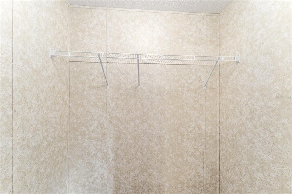 For Sale: $264,000 (3 beds, 2 baths, 1456 Square Feet)