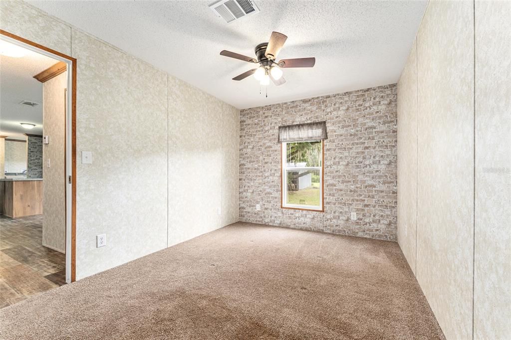 For Sale: $264,000 (3 beds, 2 baths, 1456 Square Feet)