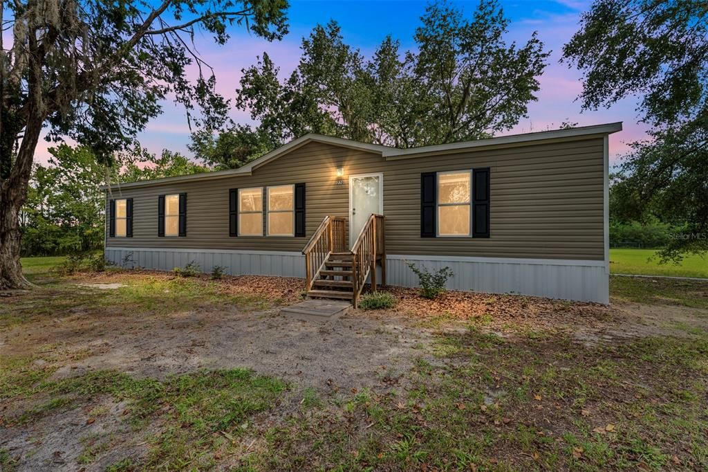 For Sale: $264,000 (3 beds, 2 baths, 1456 Square Feet)