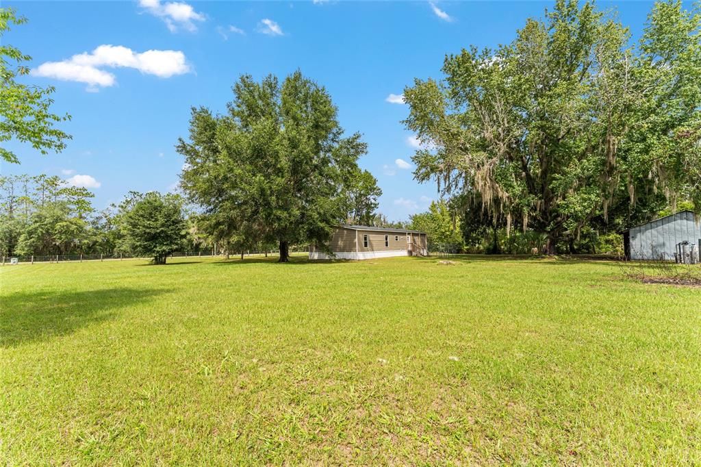 For Sale: $264,000 (3 beds, 2 baths, 1456 Square Feet)