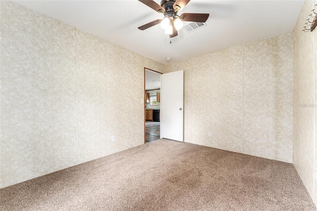 For Sale: $264,000 (3 beds, 2 baths, 1456 Square Feet)