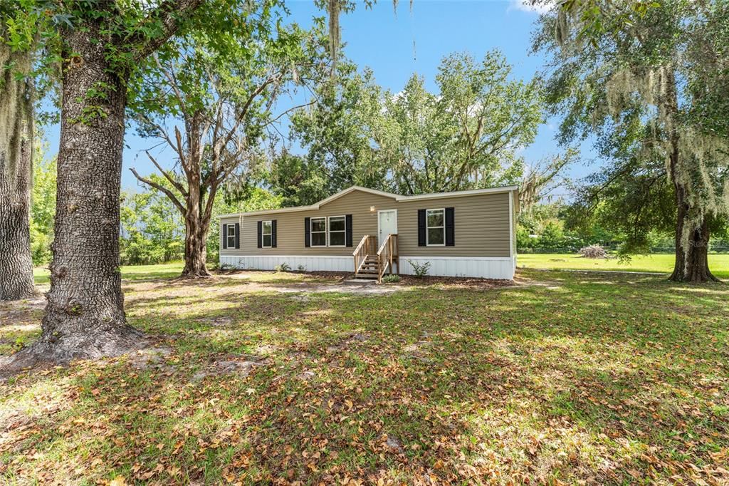 For Sale: $264,000 (3 beds, 2 baths, 1456 Square Feet)