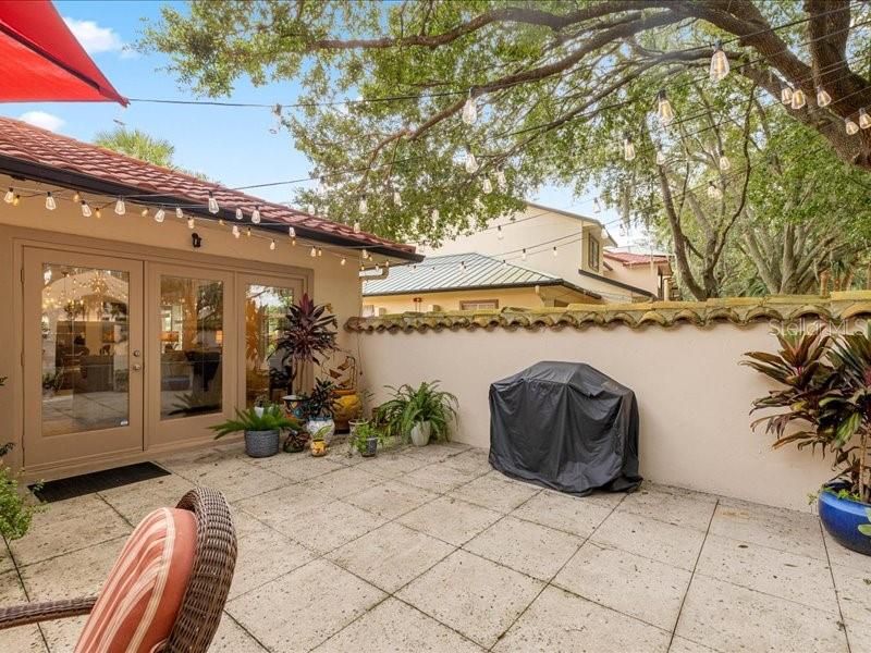 Active With Contract: $450,000 (2 beds, 2 baths, 1780 Square Feet)