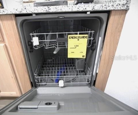 В аренду: $1,500 (2 спален, 2 ванн, 1240 Квадратных фут)