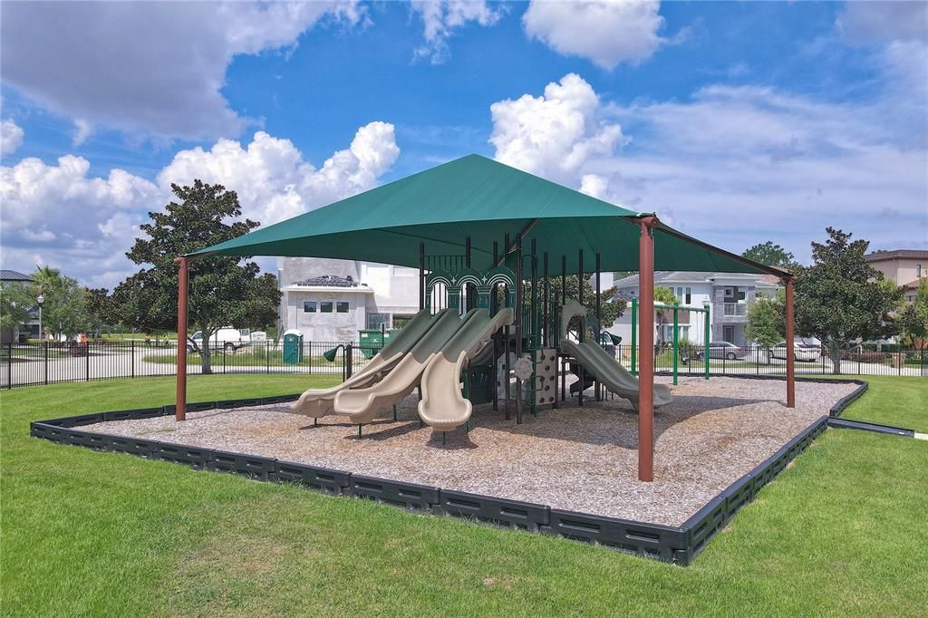 待售: $995,000 (5 贝兹, 4 浴室, 2775 平方英尺)