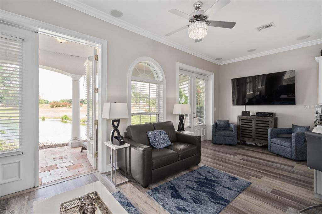 待售: $995,000 (5 贝兹, 4 浴室, 2775 平方英尺)