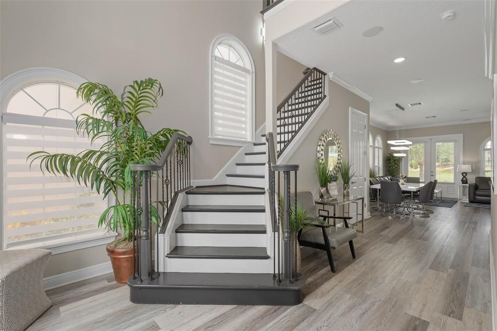 待售: $995,000 (5 贝兹, 4 浴室, 2775 平方英尺)