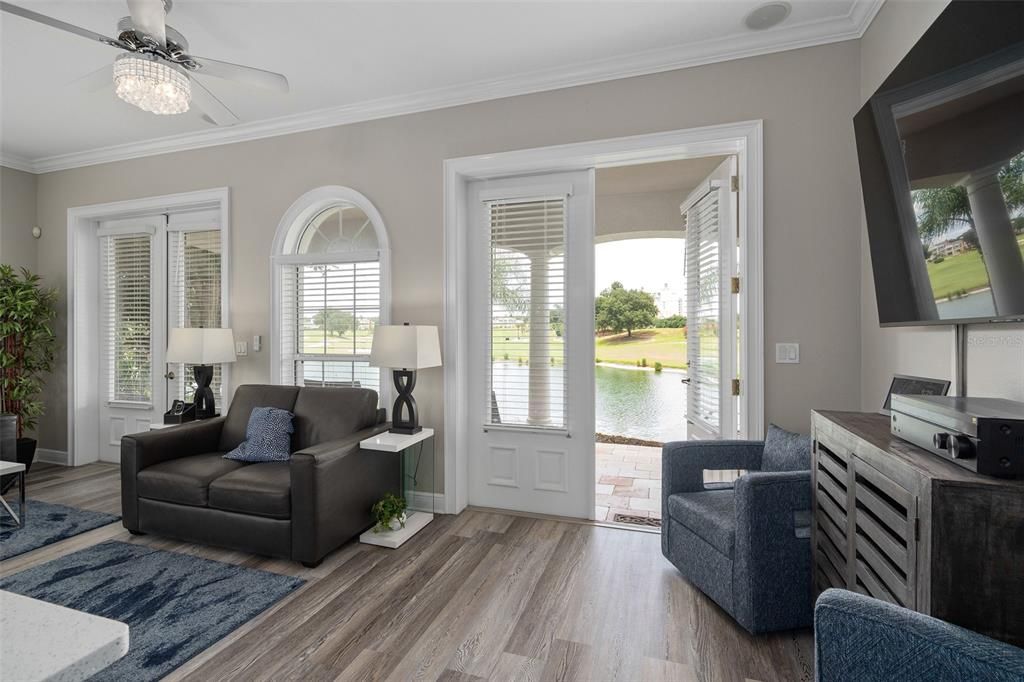 待售: $995,000 (5 贝兹, 4 浴室, 2775 平方英尺)