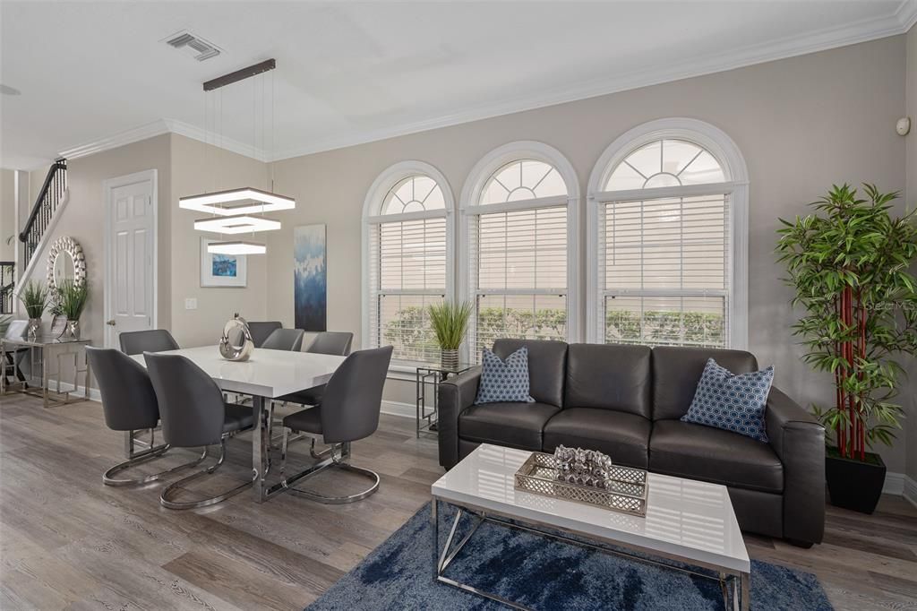 待售: $995,000 (5 贝兹, 4 浴室, 2775 平方英尺)