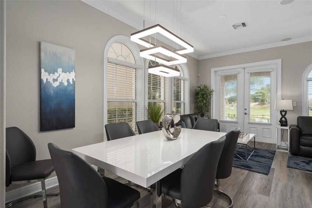 待售: $995,000 (5 贝兹, 4 浴室, 2775 平方英尺)