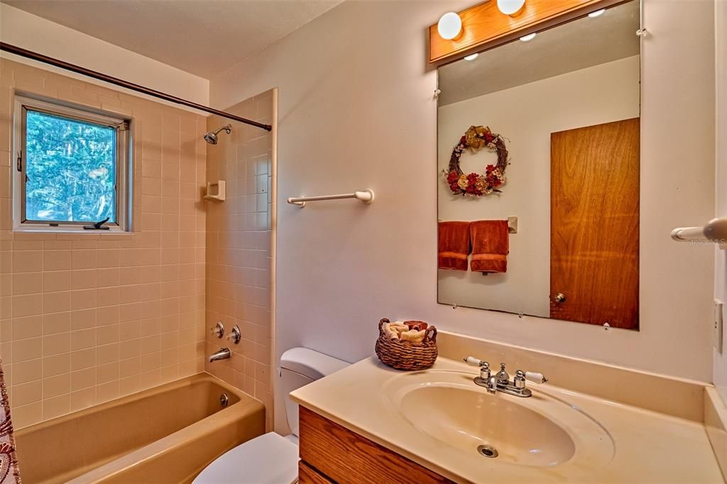 待售: $425,000 (3 贝兹, 2 浴室, 1753 平方英尺)