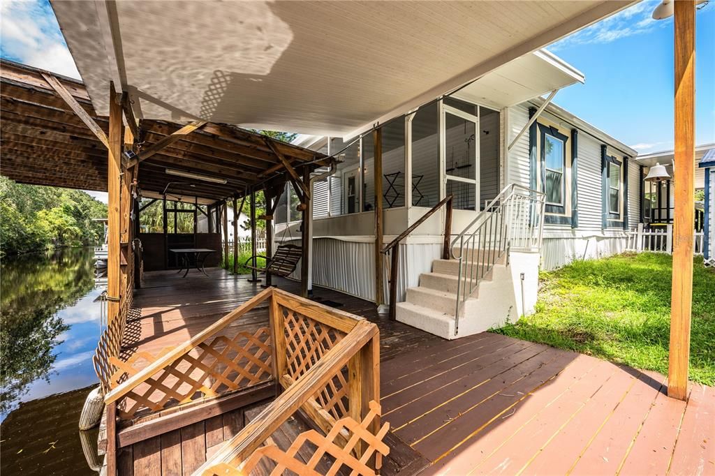 En Venta: $245,000 (3 camas, 2 baños, 1800 Pies cuadrados)