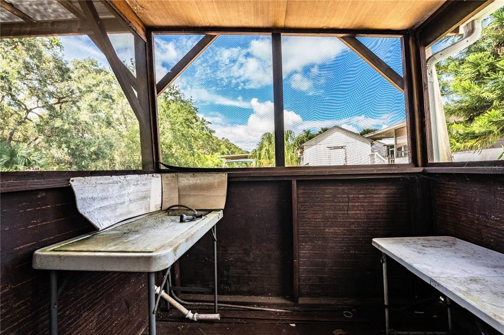 En Venta: $245,000 (3 camas, 2 baños, 1800 Pies cuadrados)