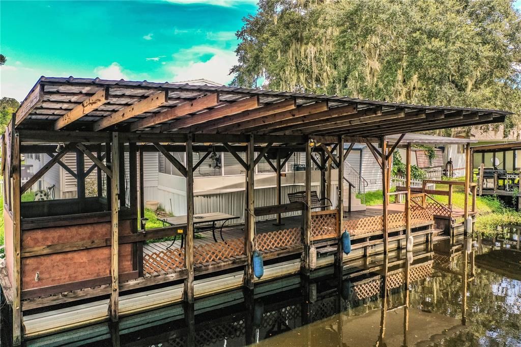 En Venta: $245,000 (3 camas, 2 baños, 1800 Pies cuadrados)