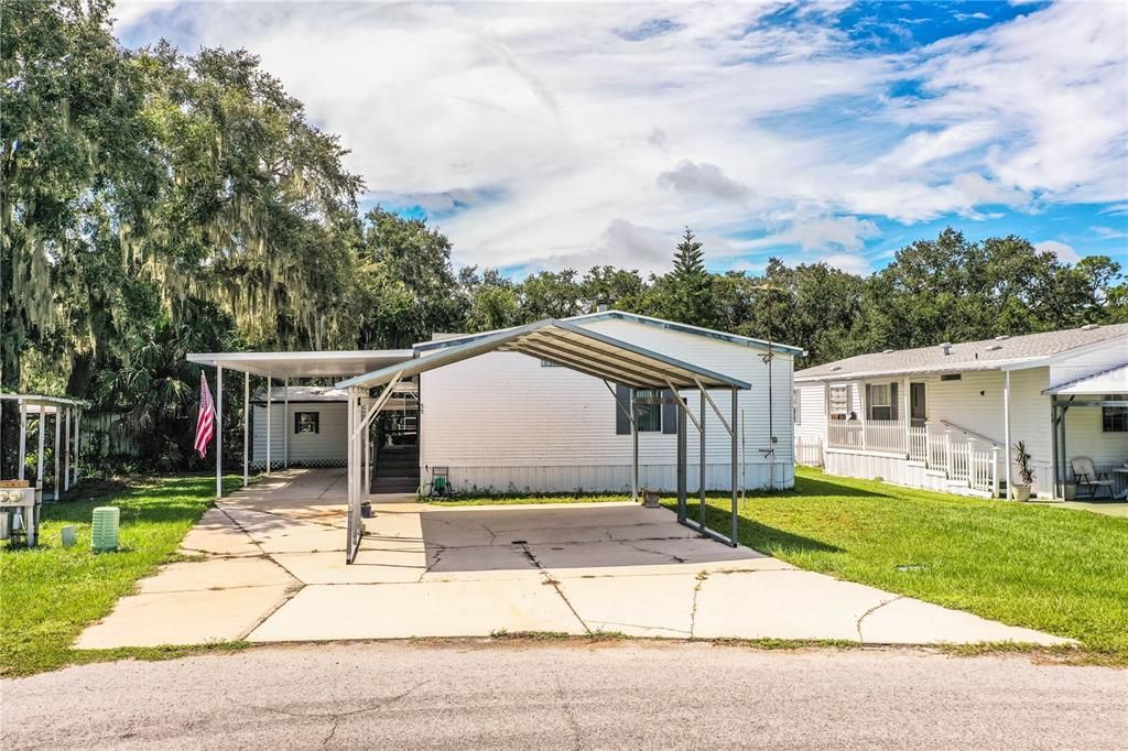 En Venta: $245,000 (3 camas, 2 baños, 1800 Pies cuadrados)