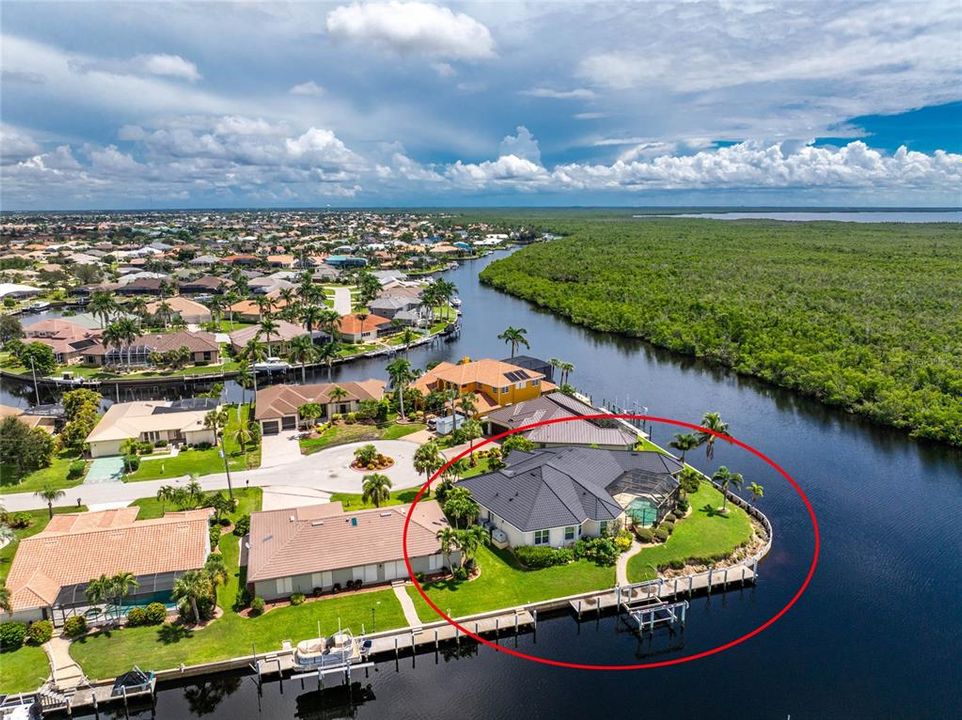 Active With Contract: $1,350,000 (3 beds, 2 baths, 3170 Square Feet)