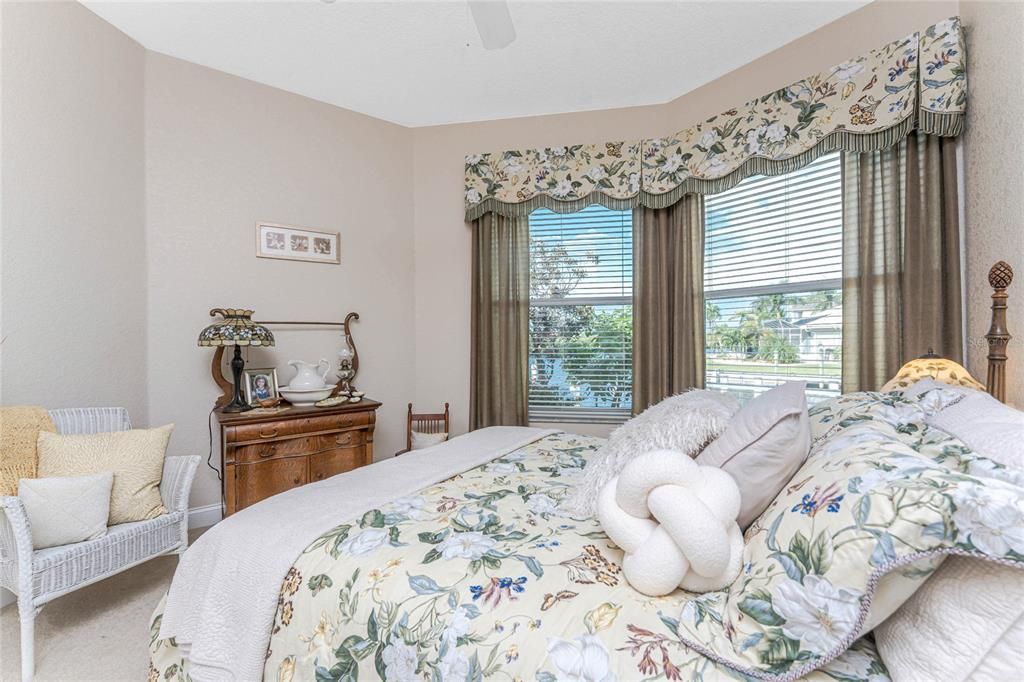 Active With Contract: $1,350,000 (3 beds, 2 baths, 3170 Square Feet)