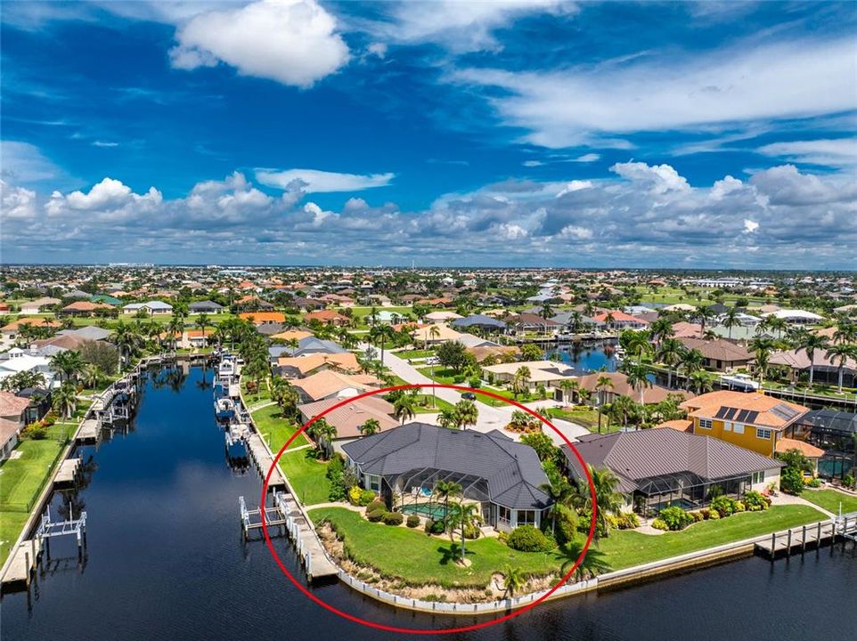 Active With Contract: $1,350,000 (3 beds, 2 baths, 3170 Square Feet)