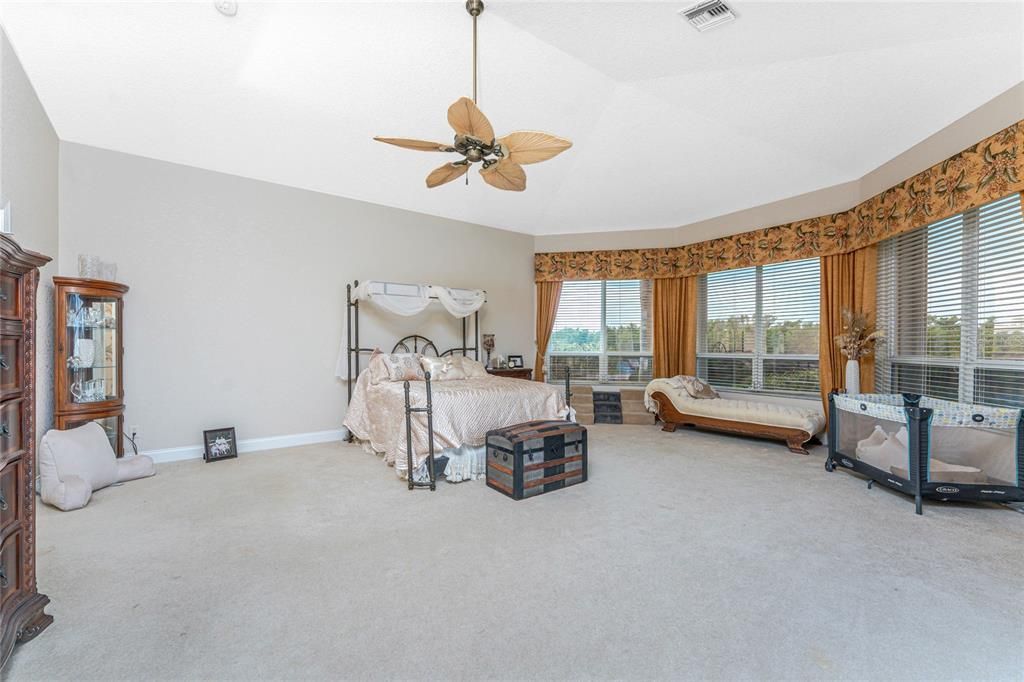 Active With Contract: $1,350,000 (3 beds, 2 baths, 3170 Square Feet)