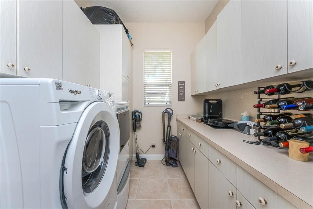 Active With Contract: $1,350,000 (3 beds, 2 baths, 3170 Square Feet)