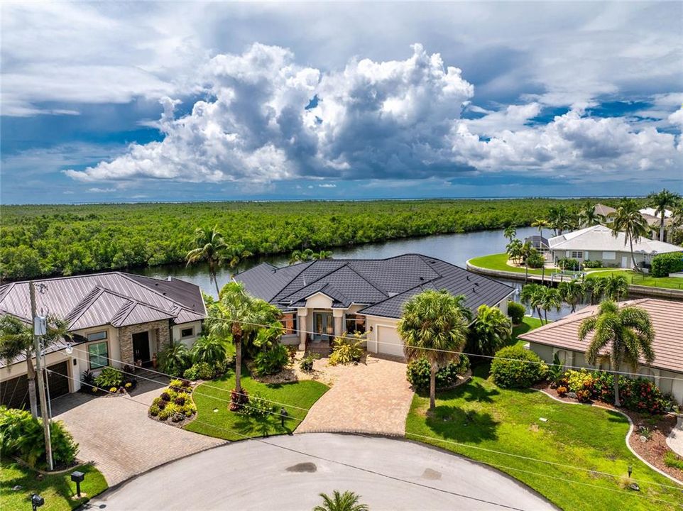 Active With Contract: $1,350,000 (3 beds, 2 baths, 3170 Square Feet)