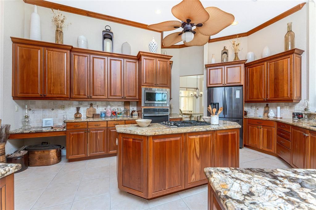 Active With Contract: $1,350,000 (3 beds, 2 baths, 3170 Square Feet)