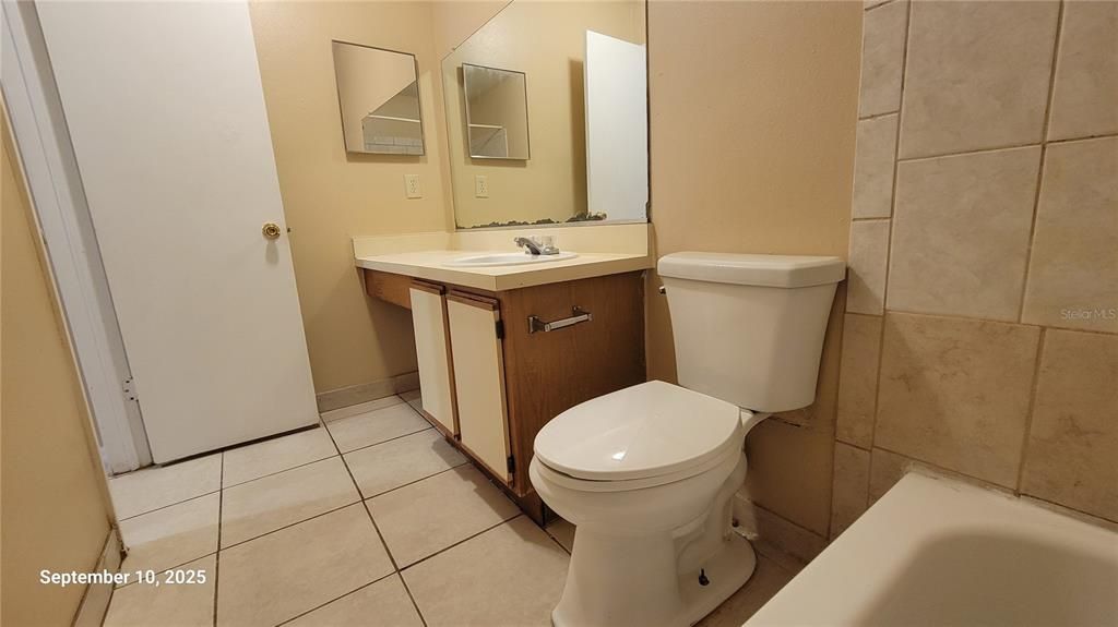 Activo con contrato: $1,145 (1 camas, 1 baños, 838 Pies cuadrados)