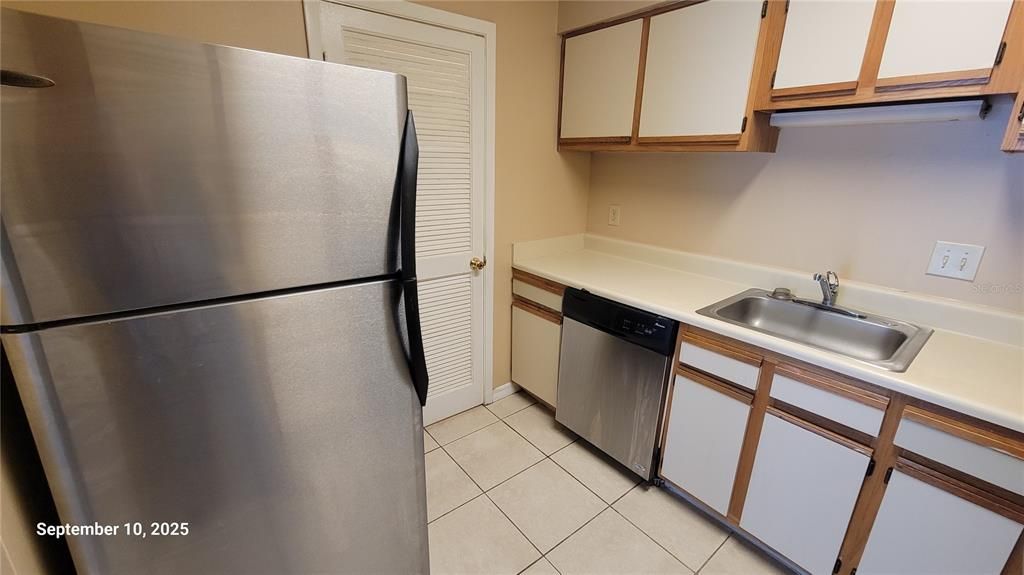 Activo con contrato: $1,145 (1 camas, 1 baños, 838 Pies cuadrados)