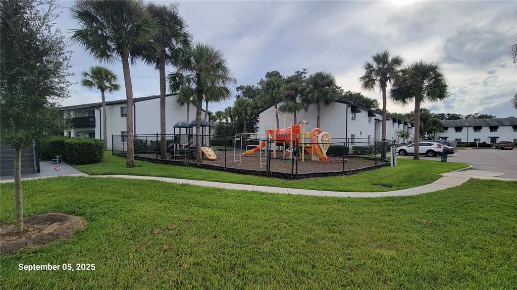 Activo con contrato: $1,145 (1 camas, 1 baños, 838 Pies cuadrados)